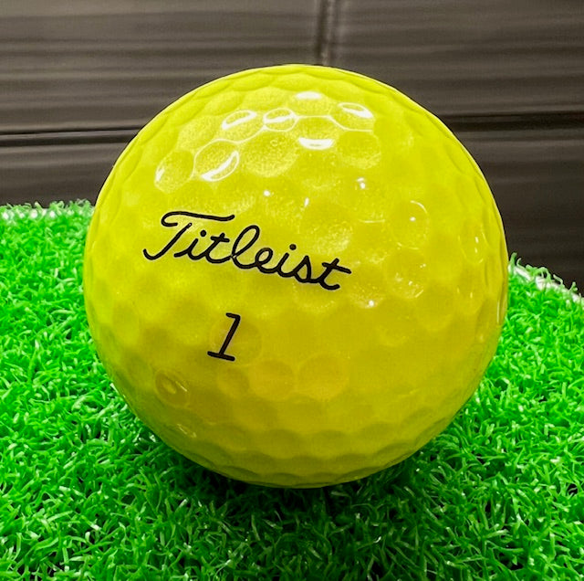 2 Dozen 2023-2024 Pro V1 Yellow ( Pristine ) 5A Free Shipping